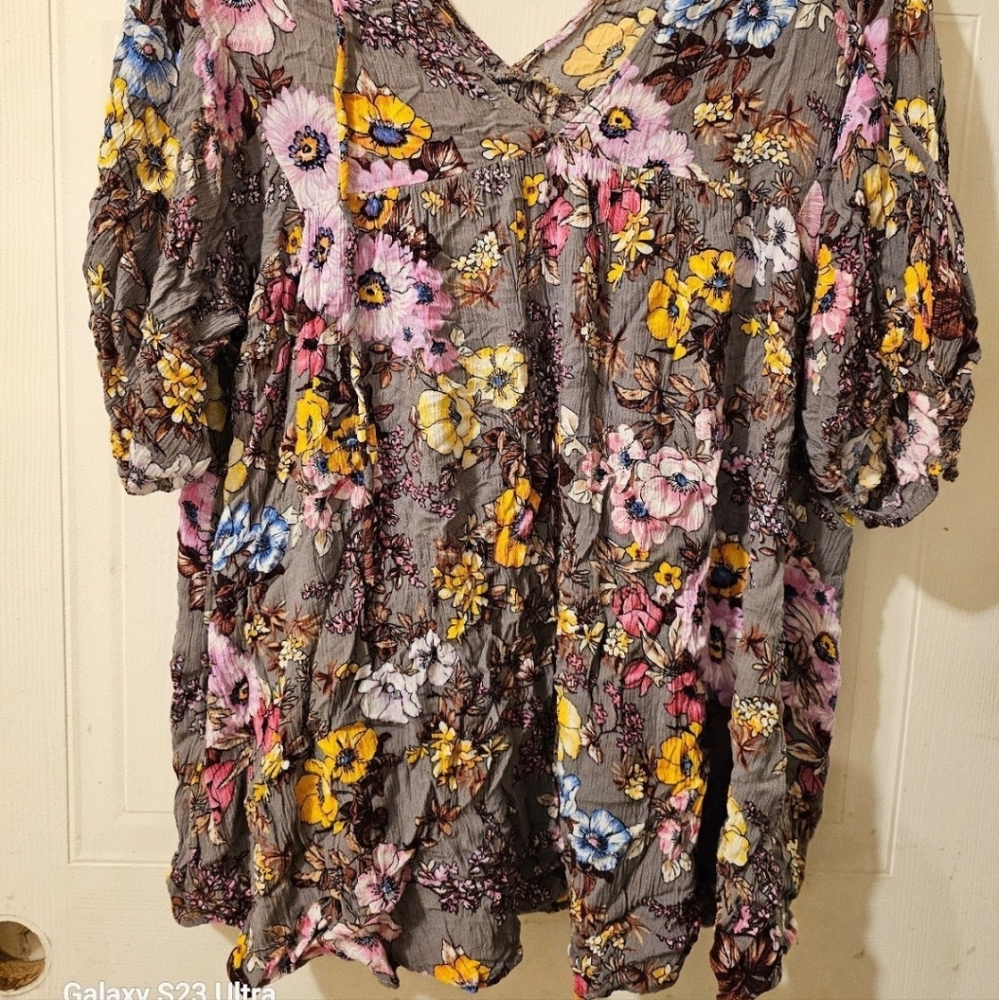 Umgee blouse small